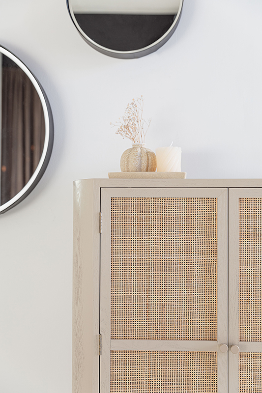 WL Living Amaya skrinka s výpletom 3