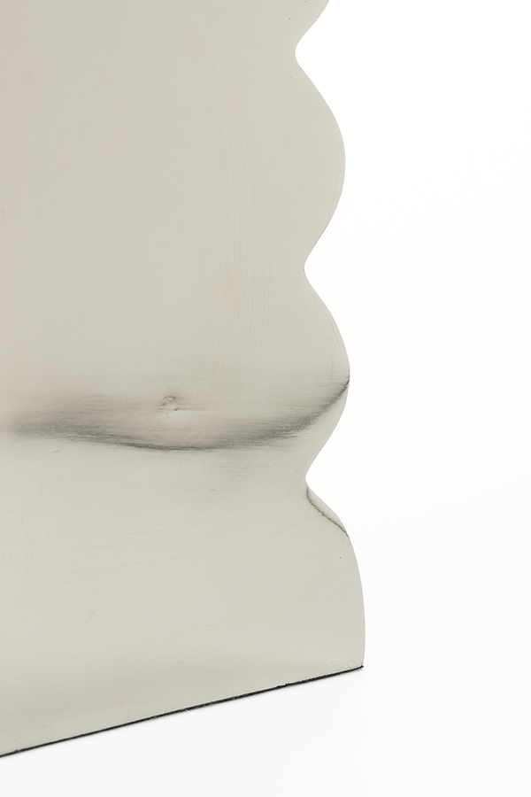 Zuiver Curves dizajnová kovová váza 2