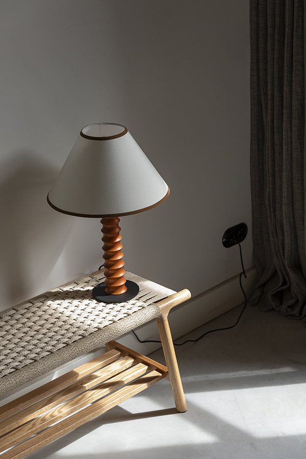 Dutchbone Horace stolná lampa
