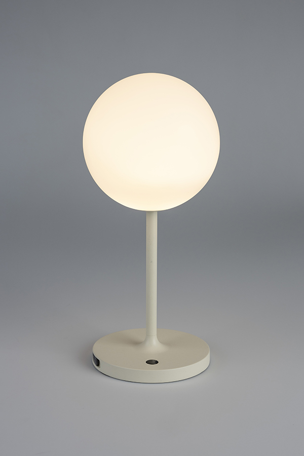 WL-Living Hub stolná lampa 2