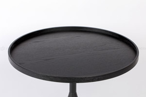 Nadčasový štýl – elegantný kontrast materiálov a minimalistický tvar, ktorý ladí s rôznymi interiérmi